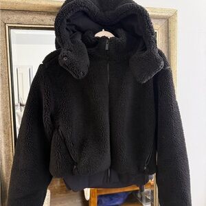 ALO Foxy Sherpa Hooded Zip Jacket